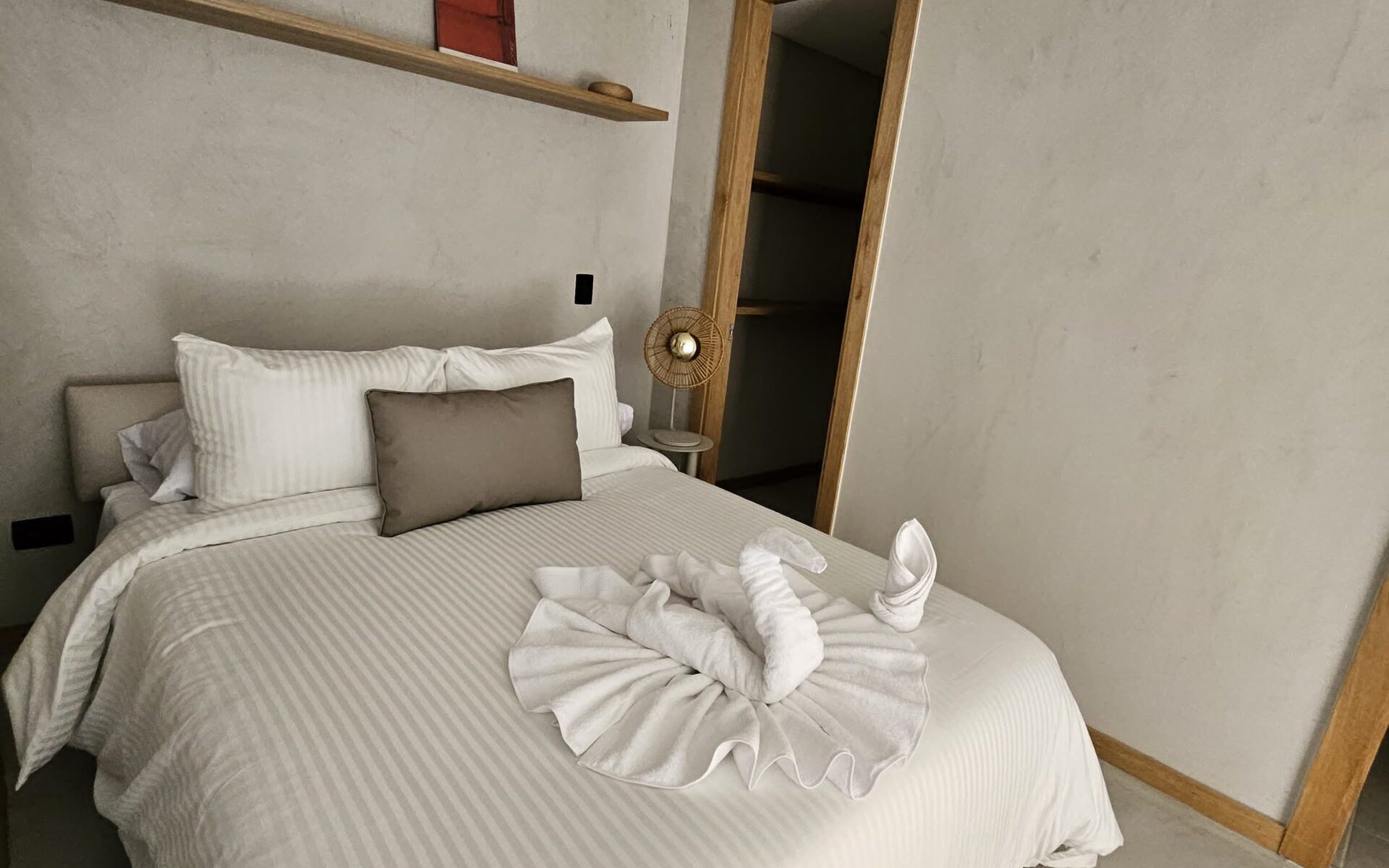 Apartamento Sabaneta 2402-006