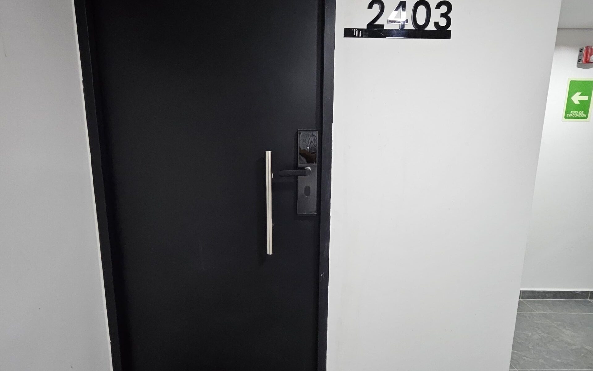 Apartamento Sabaneta 2403-012